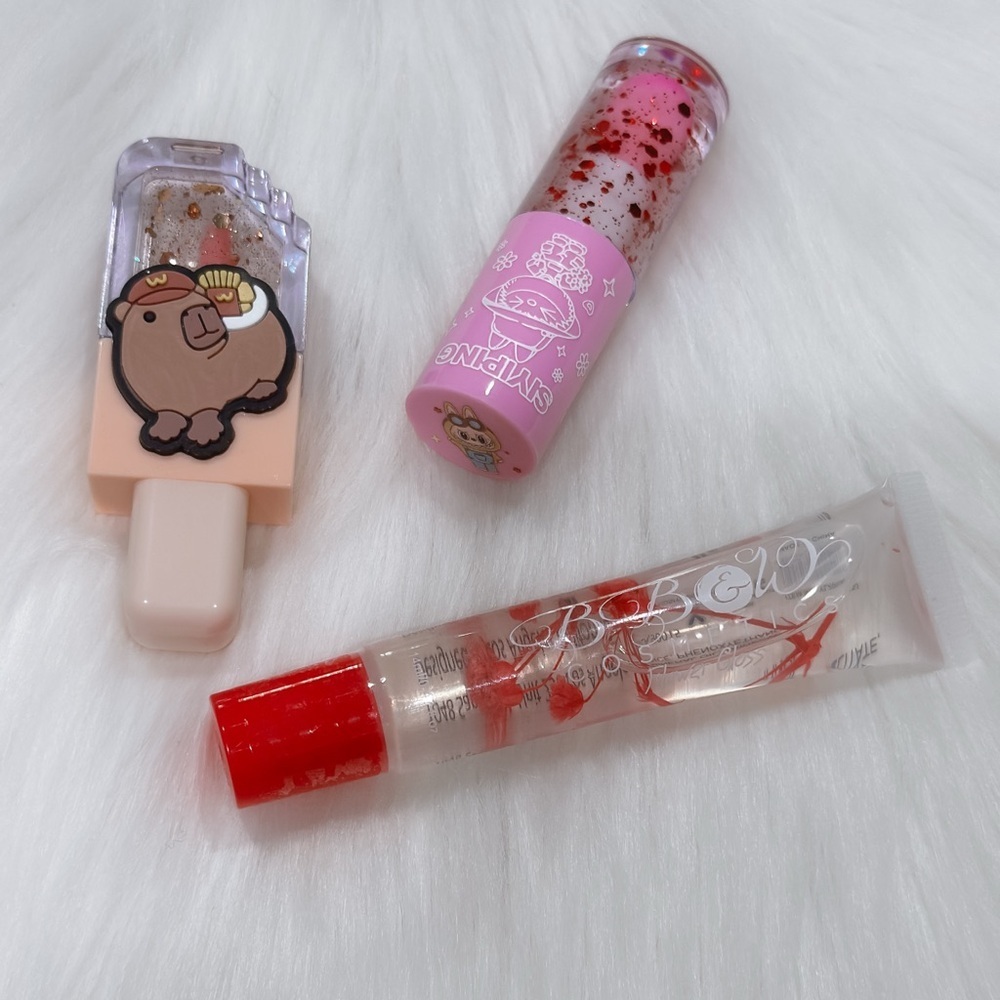 Lip Gloss Trio Set Capybara Popsicle Labubu Sipiying BB&W Flower Gloss‎ 3pc NEW